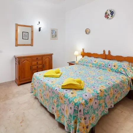 Tanger 3 El Oasis De Capistrano * Nerja